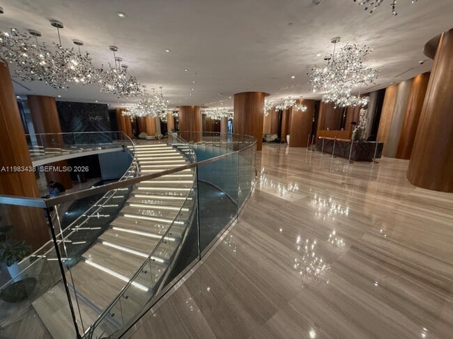 Building Photo - 488 NE 18th St Unit 3300