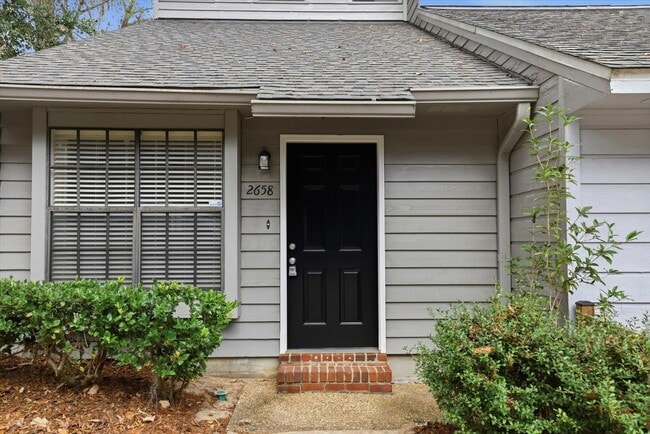 Photo - 2658 Millbank Dr