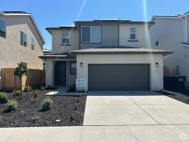 Building Photo - Brand New Home