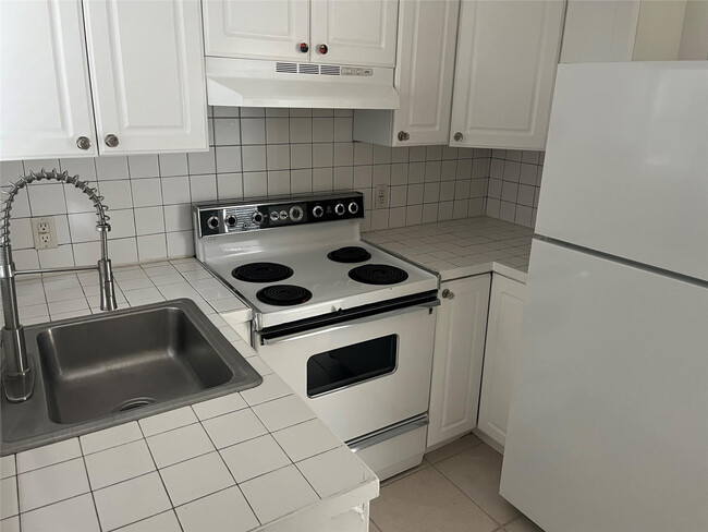 Photo - 301 S Ocean Blvd Unit 3