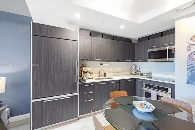 Photo - 45 SW 9th St Unit 3405