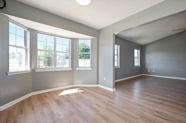 756 Melissa Dr