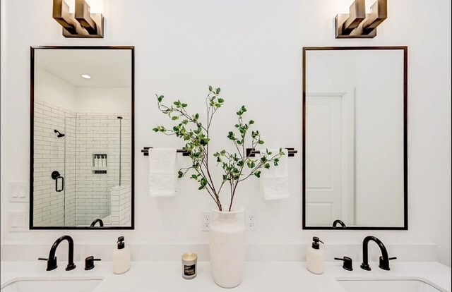 Photo - 5910 Val Verde St