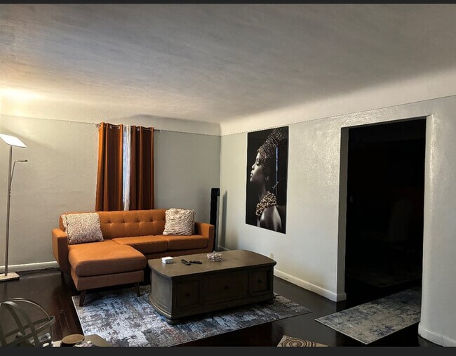 Photo - 7245 Dartmouth Ave