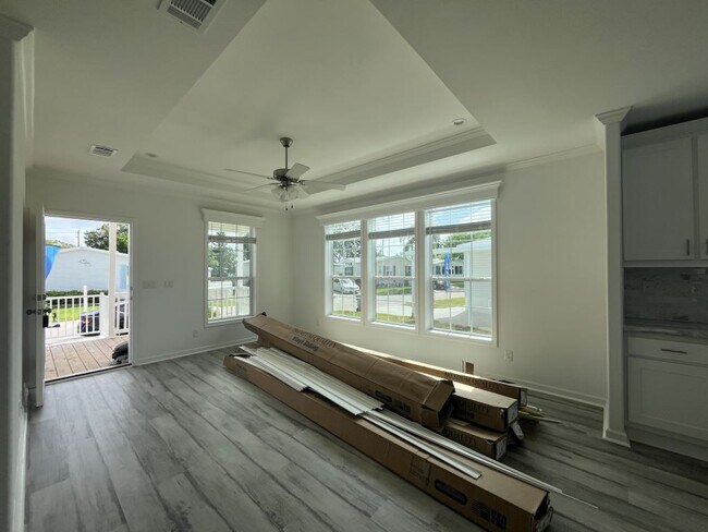 Photo - 245 Bimini Cay Cir