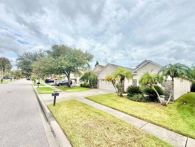 Photo - 9512 Greenpointe Dr