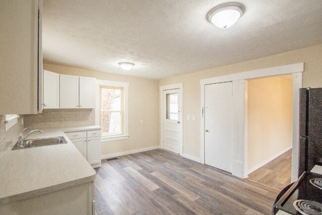 36831 Stevens Blvd Unit 1 Bed Lower