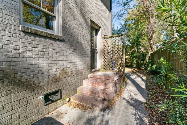 Photo - 552 Savannah Hwy