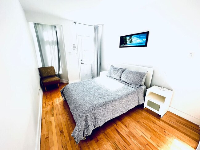 Photo - 4850 Rue Sainte-Catherine E Unit ID1228879P