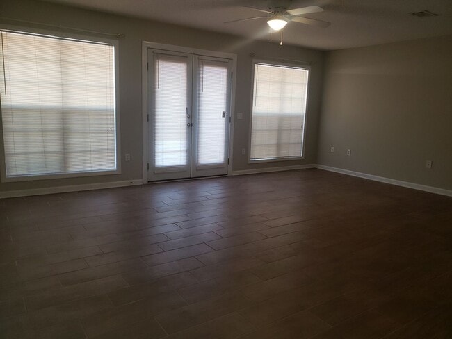 Photo - 127 S Spring View Dr Unidad 127 S Springview Dr.