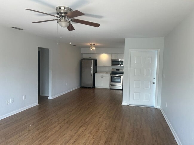 Photo - 4712 SE 5th Pl Unit 4712 SE 5 Place #201