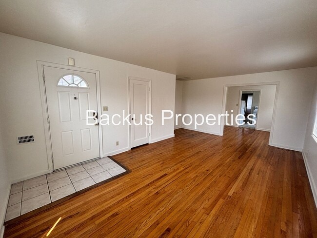 Photo - 618-620 Wilson St. Unit 618 Wilson