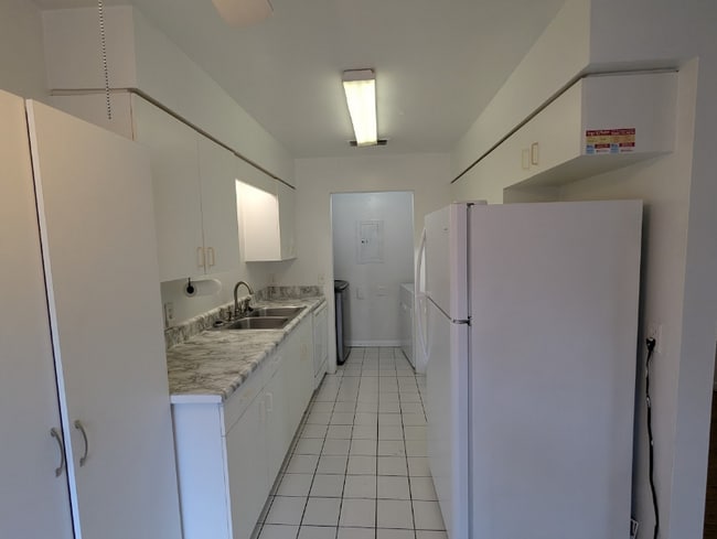 Photo - 3600 SW 23rd St Unit 18