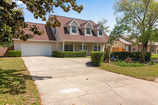 Photo - 211 Natures Trail Ct NW