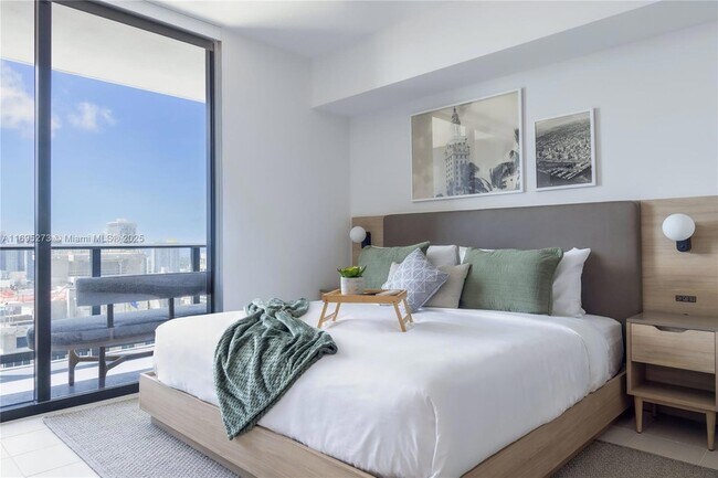 Photo - 159 NE 6th St Unit 3906