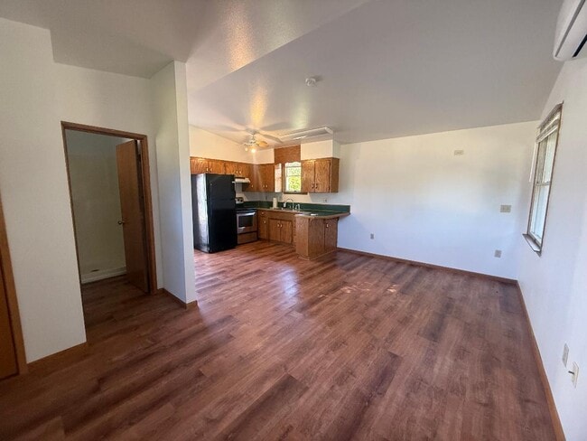 329 Gael Ln