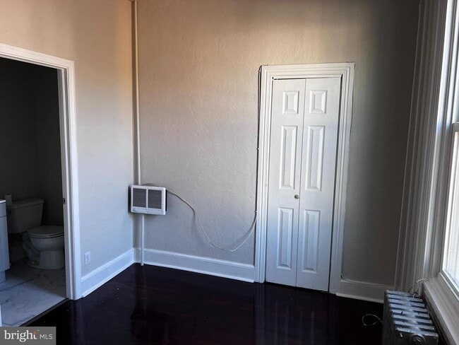 Photo - 104 King St Unit 2F FRONT