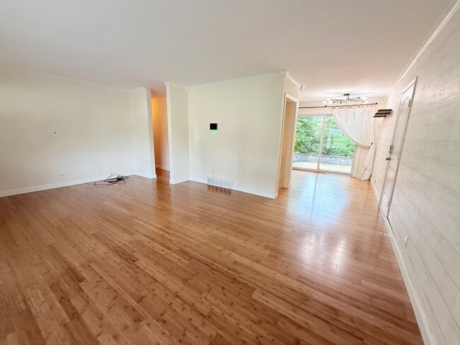 Photo - Incredible Ranch on Ivanhoe Way!