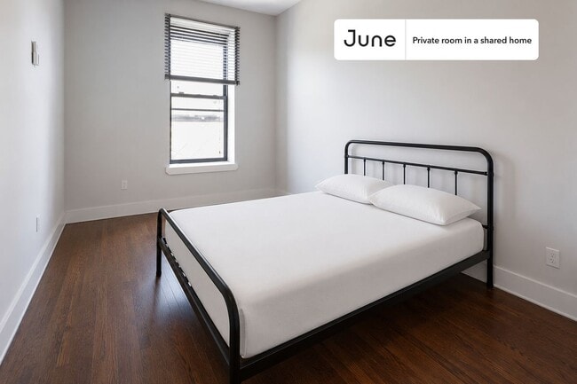 Building Photo - Room in Shared 4 bed/2 bath home in Bushwick