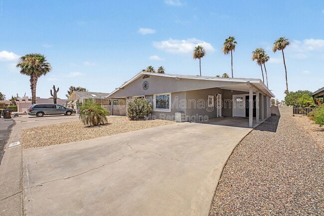 Photo - 462 S 80th Pl