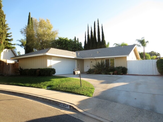 Updated Single Family Home with Over-sized... - Updated Single Family Home with Over-sized...