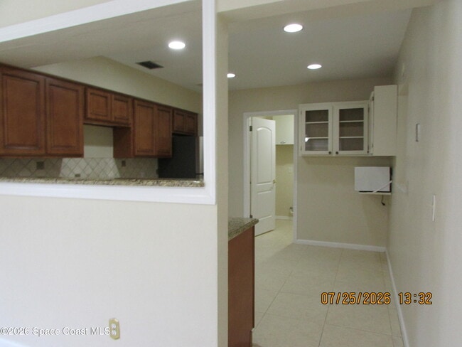 Photo - 211 W Laila Dr