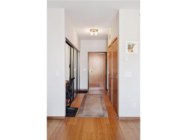 Photo - 15 E Franklin Ave Unit 322