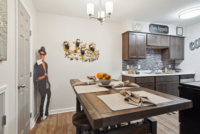 BRUNO DINING AREA - The Mayfair Apartment Homes