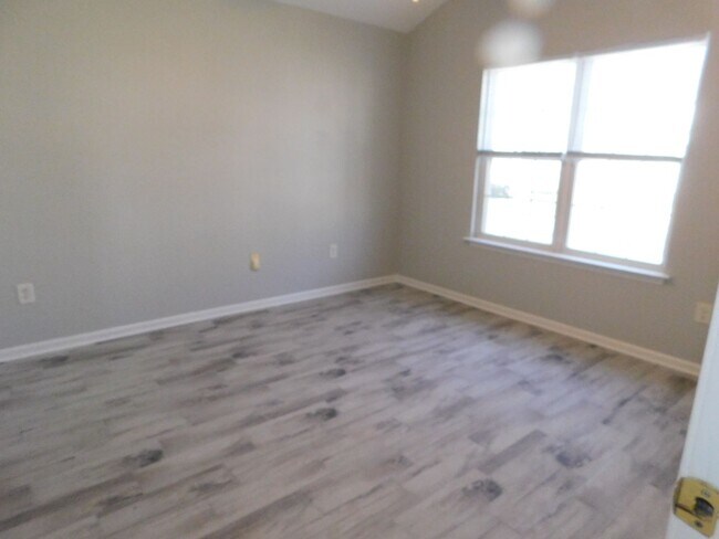 Photo - Nice 3 bed 2 bath home