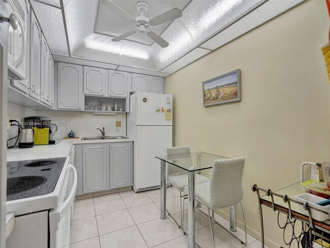 Photo - 3113 S Ocean Dr Unit 603