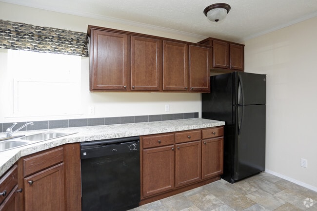 Photo - Broadmore Estates