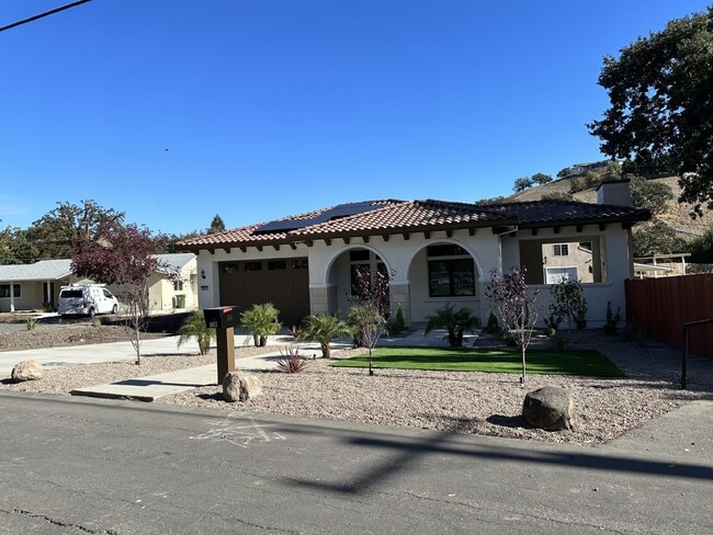 Photo - Gorgeous 3 Bedroom, 2 Bath Home in Rural Danville Setting