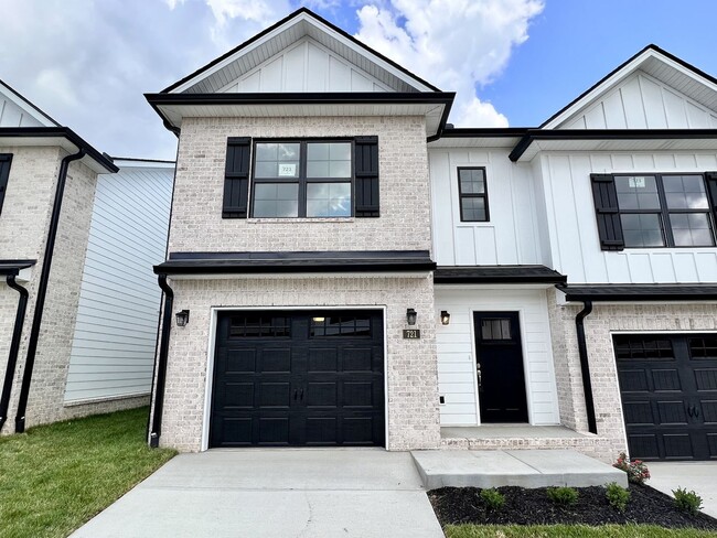Photo - For Lease - 3 Bed, 2.5 Bath, 1515sqft Townhome, Lebanon, TN
