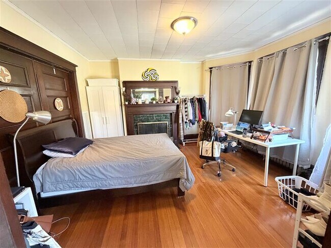 Photo - 79 College Ave