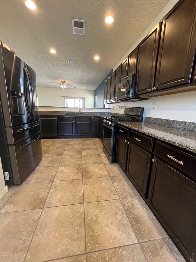 Photo - 4011 Sierra Alta Ave NE