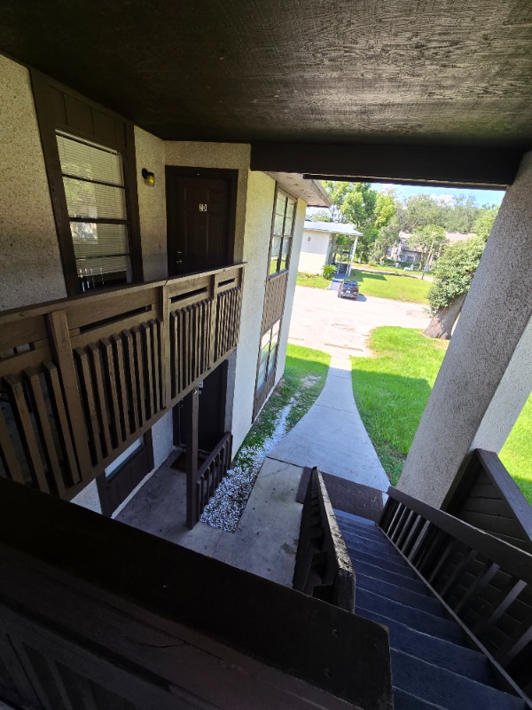 Photo - 458 Bentwood Ln