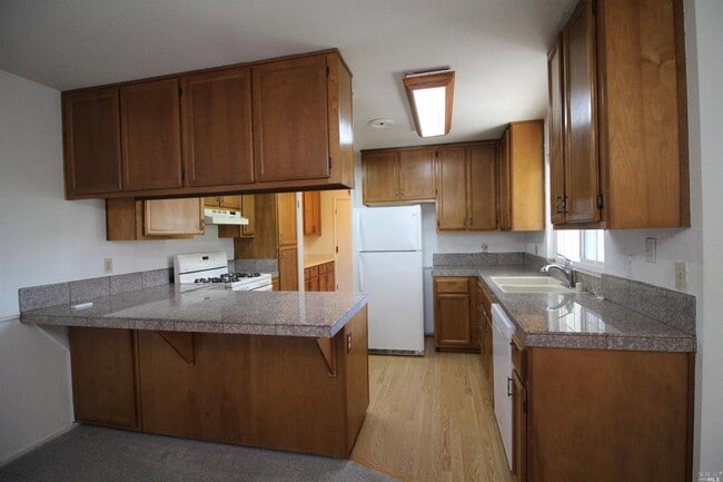 Photo - 132 Bryce Way