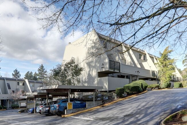 Building Photo - 8851 166th Ave NE