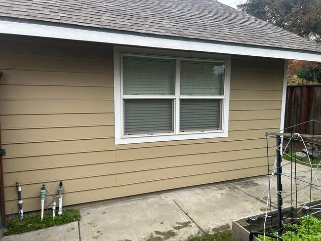 Photo - 805 Princeton Ave Unidad Cozy Cottage
