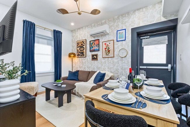 Building Photo - 168 McCaul St Unit SI ID1389233P