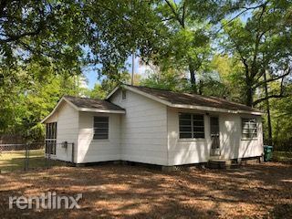 2 br, 1 bath House - 1814 E Pass Rd - 2 br, 1 bath House - 1814 E Pass Rd