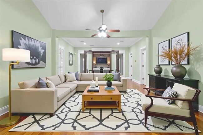 Photo - 216 N Mt Rushmore Dr