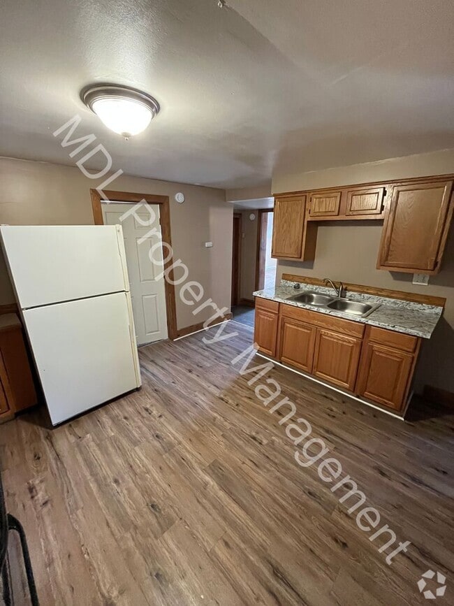 Building Photo - 1301 Thurman St Unit 2 Rental