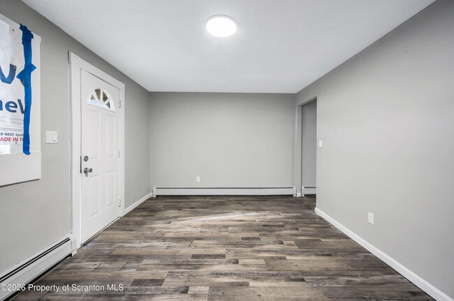 Photo - 333 Oak St