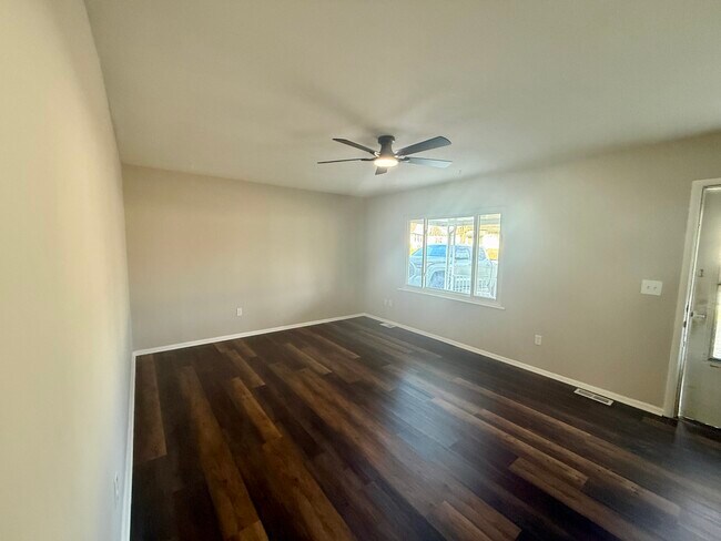 Photo - 4161 Grayfriars Ln