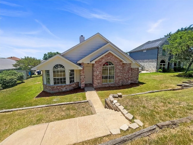 Building Photo - 2305 Rockhill Rd Rental