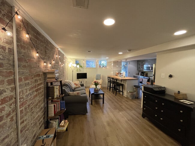 Photo - 225 Rhode Island Avenue Northwest Apartamentos Unidad B