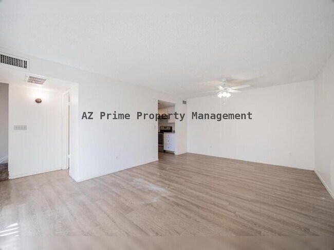 Photo - 2802 N 43rd Ave