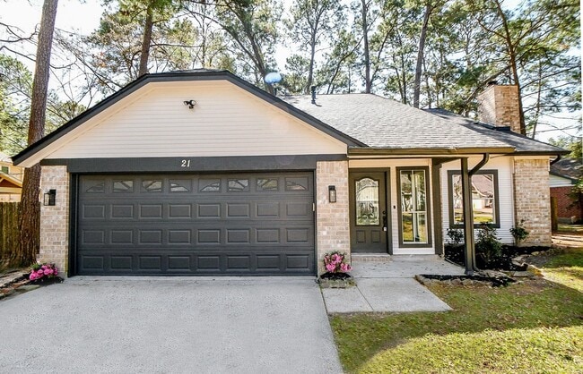 Building Photo - 21 Edgewood Forest Ct