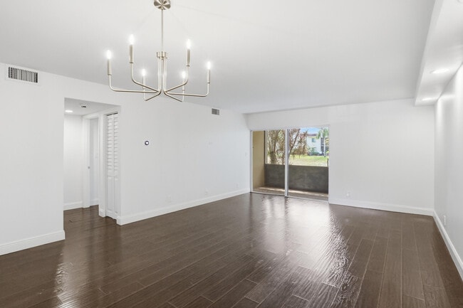 Photo - 110 NW 70th St Unit 103